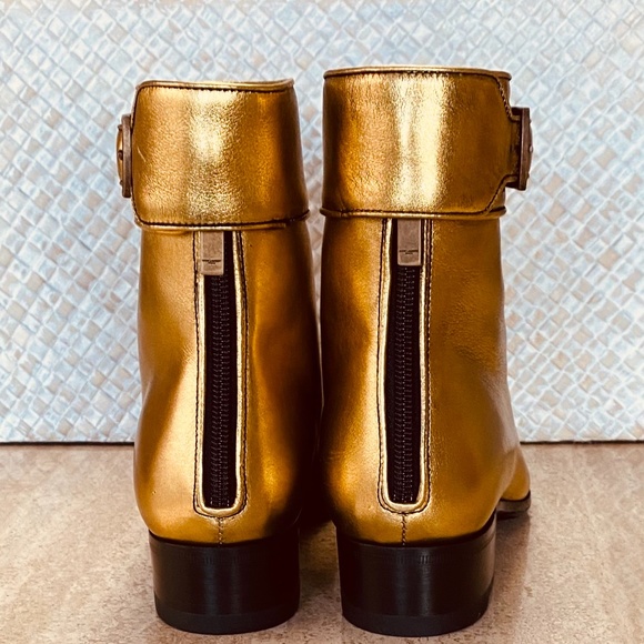 🌟HOST PICK 🌟SAINT LAURENT Miles Buckle Cuff Ankle Boot - Picture 8 of 14